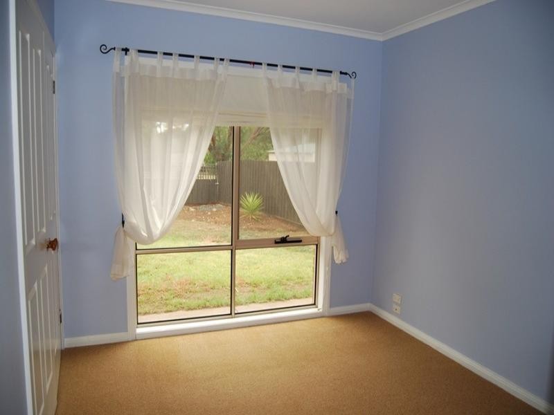 55 Cameron Crescent, Lara VIC 3212