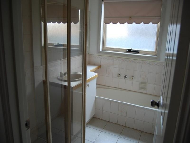 55 Cameron Crescent, Lara VIC 3212