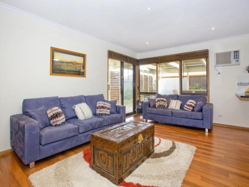 34 Henderson Drive, Lara VIC 3212