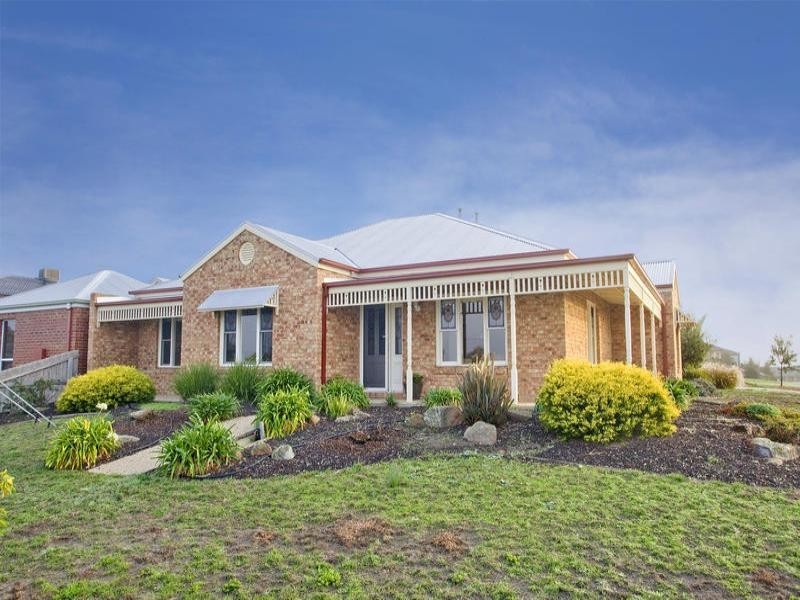 65 Lakeside Boulevard, Lara VIC 3212