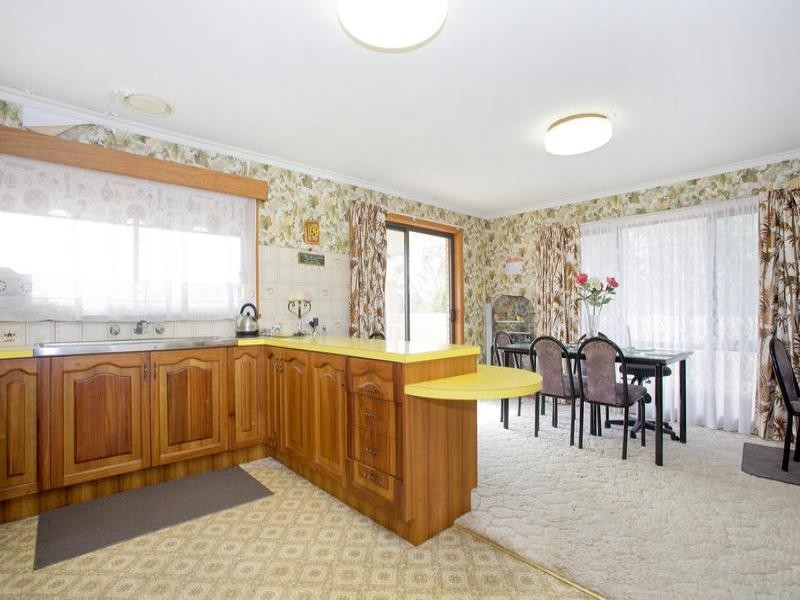 55 Bank Street, Lara VIC 3212