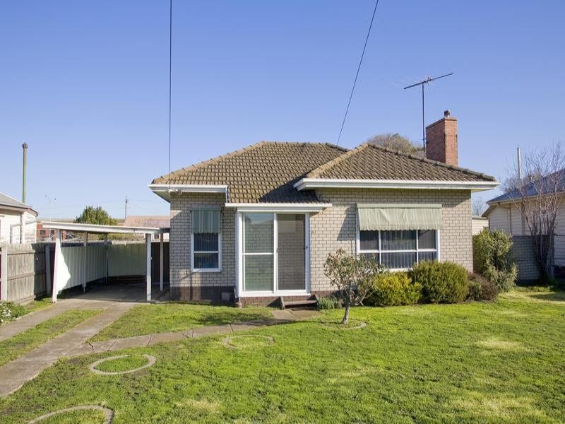 15 Portland Street, Norlane VIC 3214