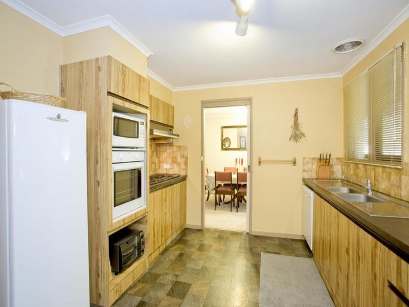 1 Young Street, Lara VIC 3212