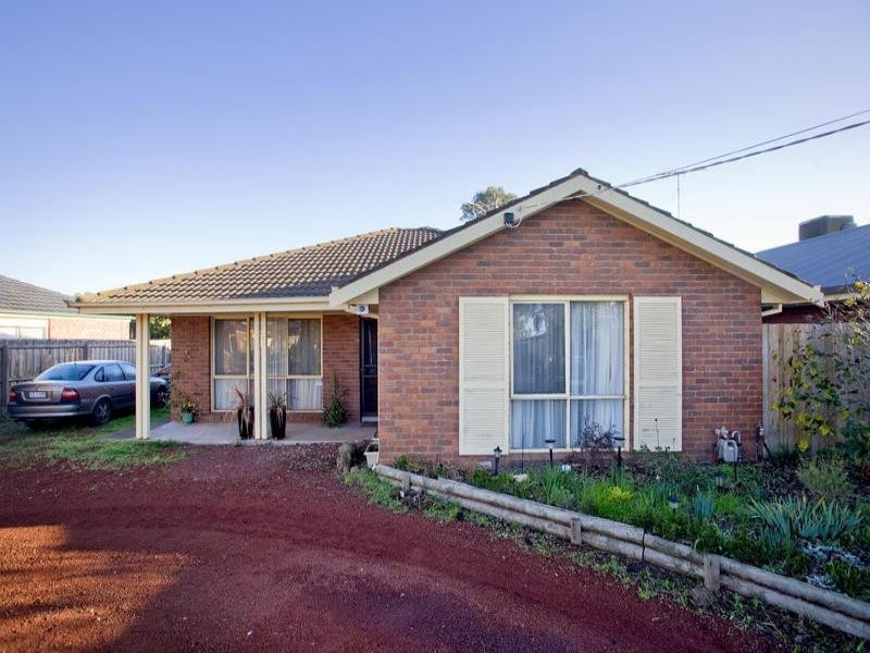 1 Young Street, Lara VIC 3212