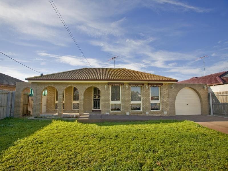 86 Cloverdale Drive, Corio VIC 3214