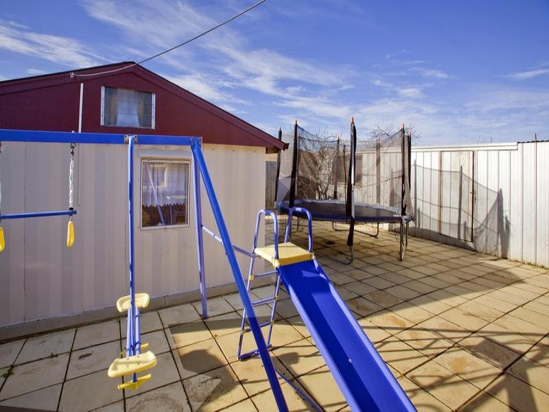 86 Cloverdale Drive, Corio VIC 3214