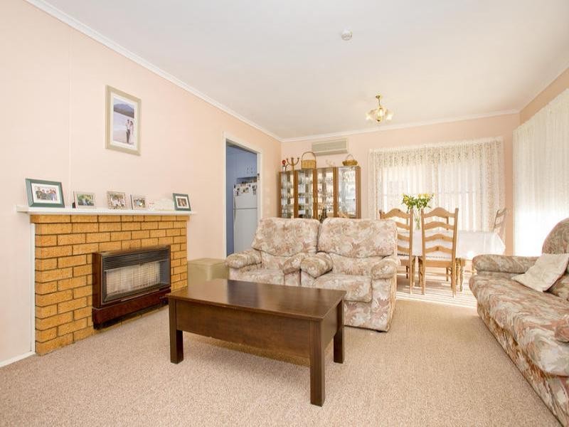 25 Georgia Grove, Corio VIC 3214
