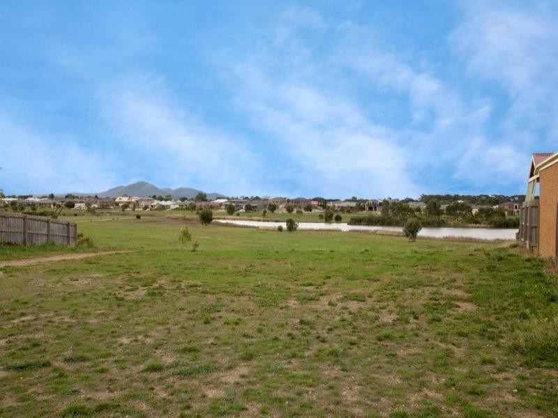 15 Stefan Court, Lara VIC 3212