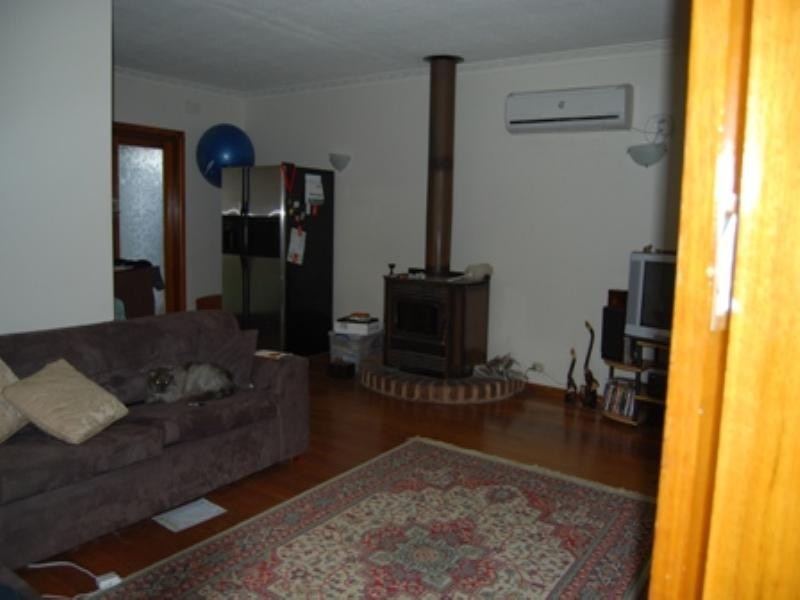 26 Pine Avenue, North Shore VIC 3214