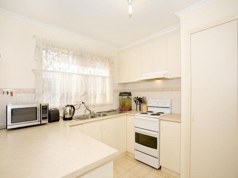 2/178 Matthews Road, Corio VIC 3214