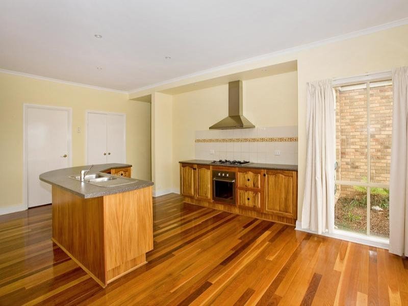 20 Viewbank Rise, Lovely Banks VIC 3221