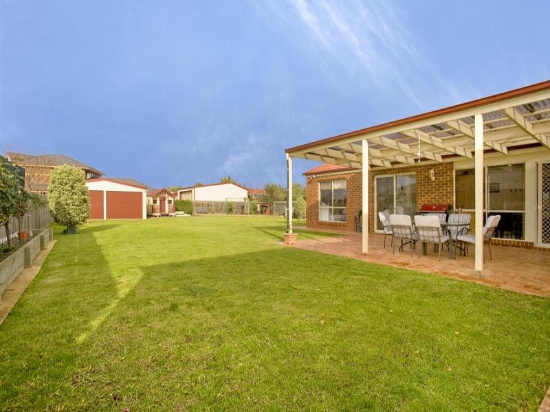 12 Canterbury Road East, Lara VIC 3212