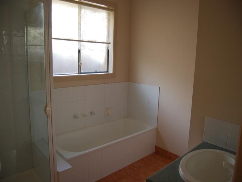 21 Andrea Court, Lara VIC 3212