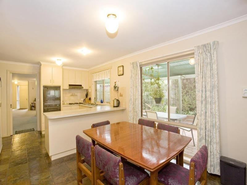 8 Christensen Court, Lara VIC 3212