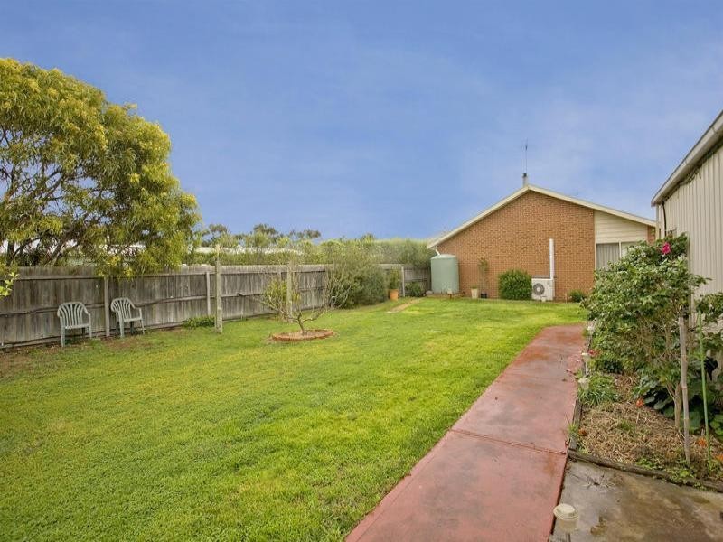 8 Christensen Court, Lara VIC 3212