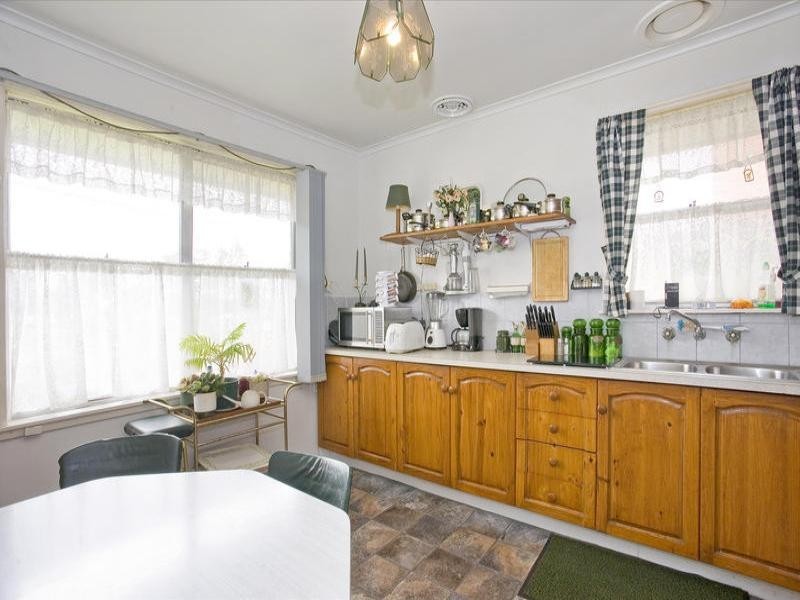 135 Station Street, Norlane VIC 3214