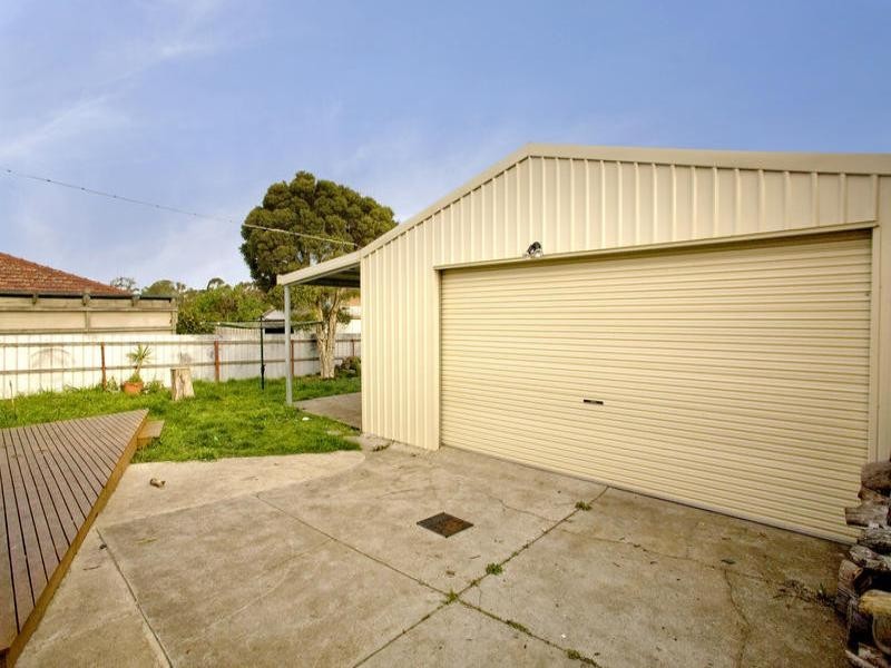 32 Maurice Street, Herne Hill VIC 3218