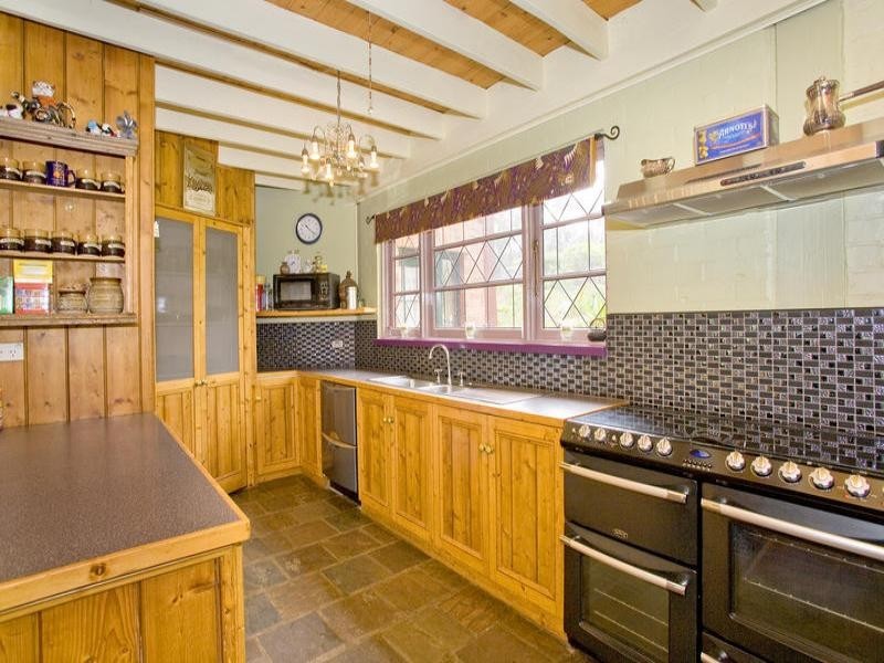 393 Clarkes Road, Anakie VIC 3221