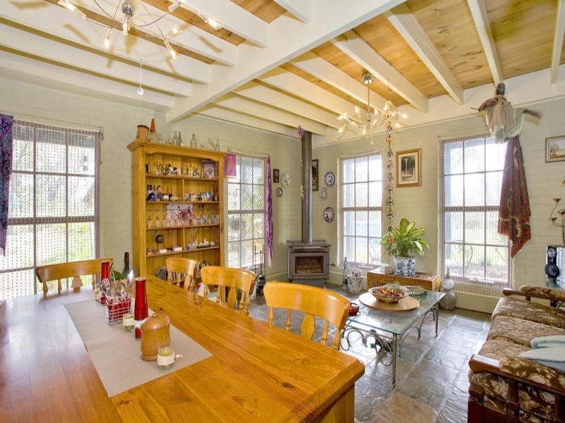 393 Clarkes Road, Anakie VIC 3221