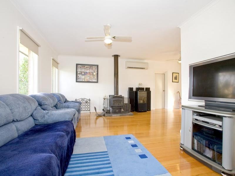 30 Frys Road, Lara VIC 3212