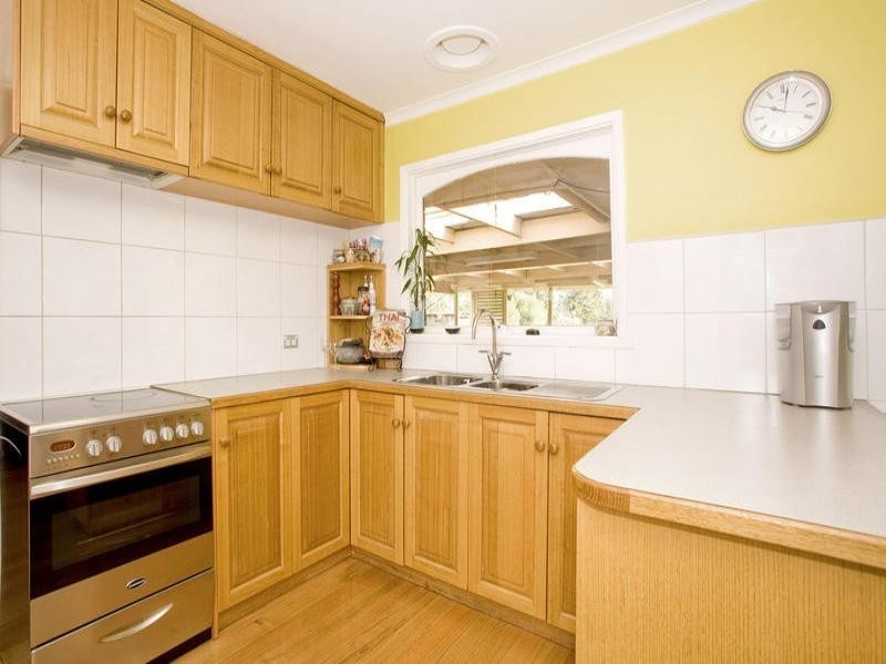 30 Frys Road, Lara VIC 3212