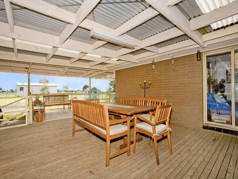 30 Frys Road, Lara VIC 3212