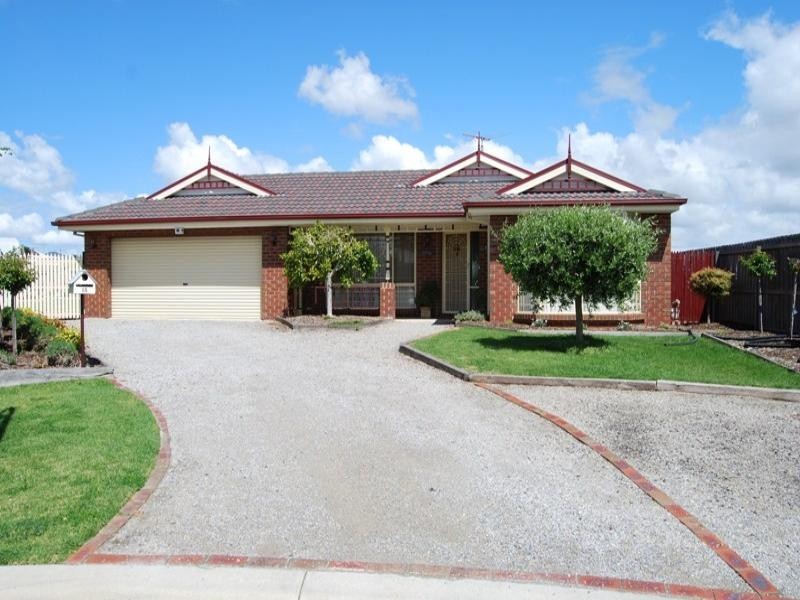 15 Mungari Court, Lara VIC 3212