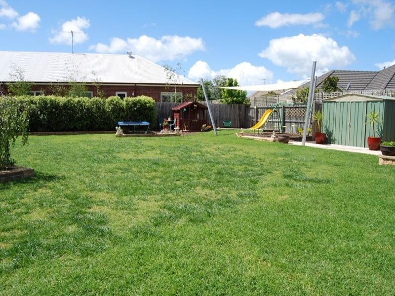 15 Mungari Court, Lara VIC 3212