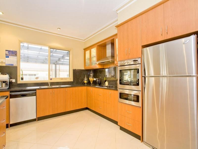 28 Balagundi Drive, Lara VIC 3212