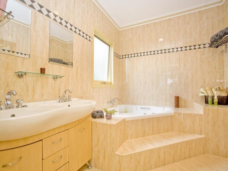 28 Balagundi Drive, Lara VIC 3212