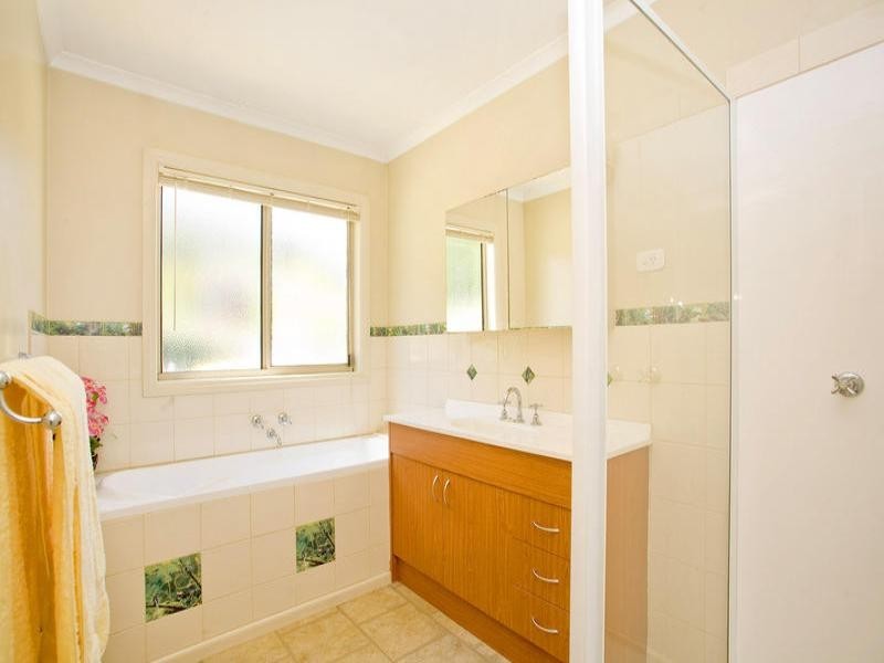 406 Lynch Road, Anakie VIC 3221