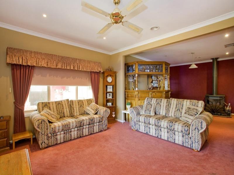 17 Station Lake Road, Lara VIC 3212