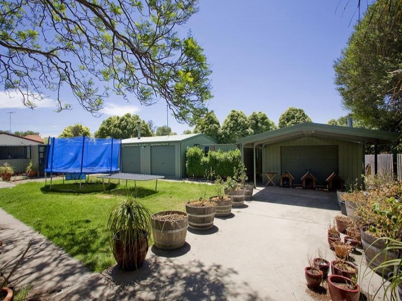 17 Station Lake Road, Lara VIC 3212