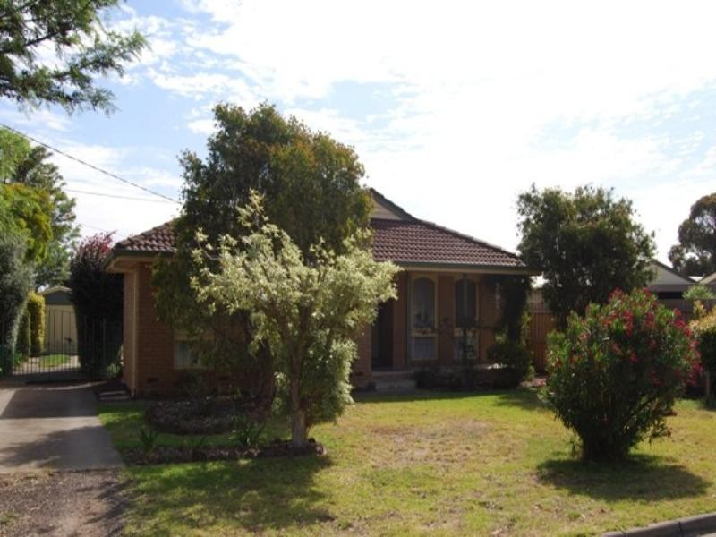 61 Kees Road, Lara VIC 3212