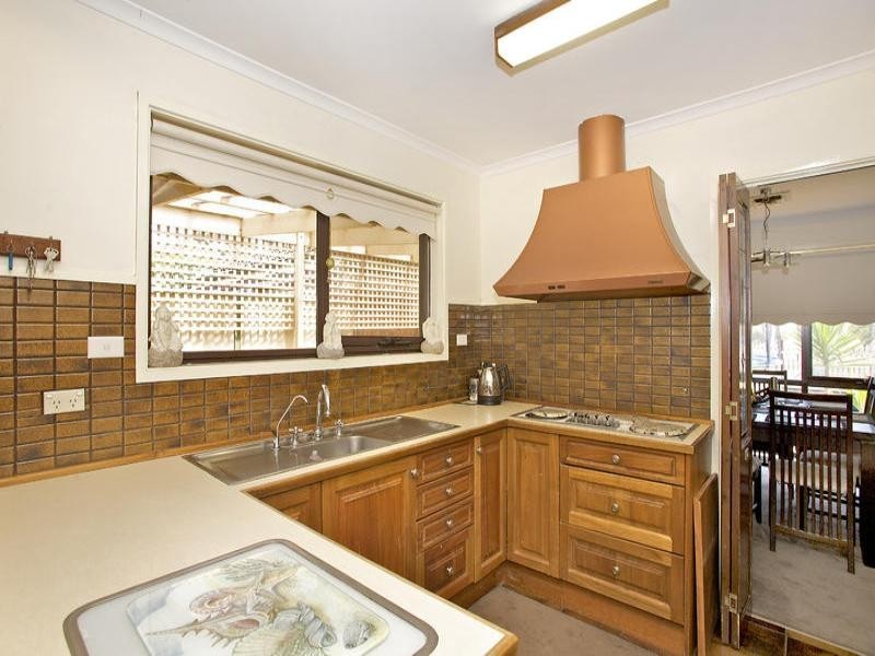 136 McClelland Avenue, Lara VIC 3212