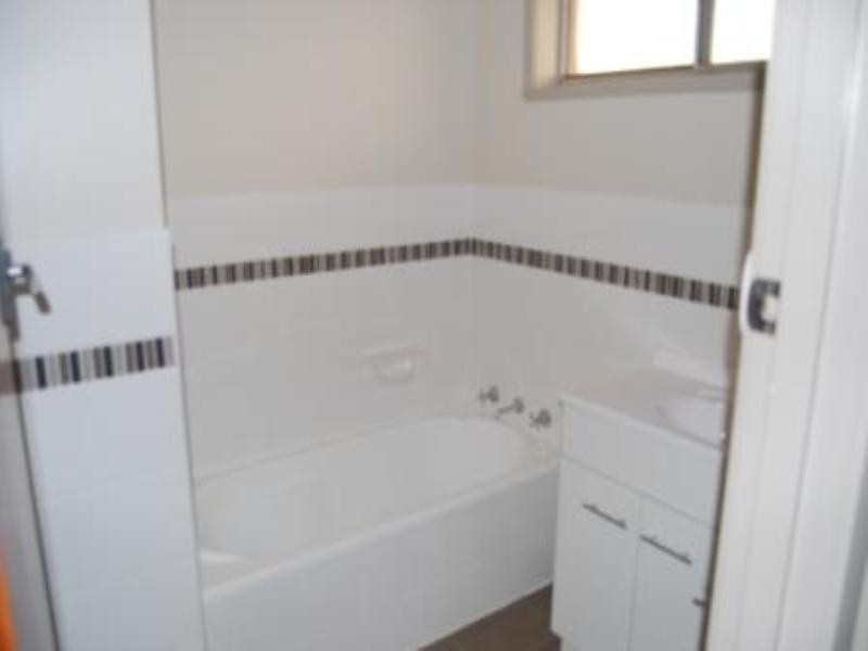 10 Turner Avenue, Lara VIC 3212