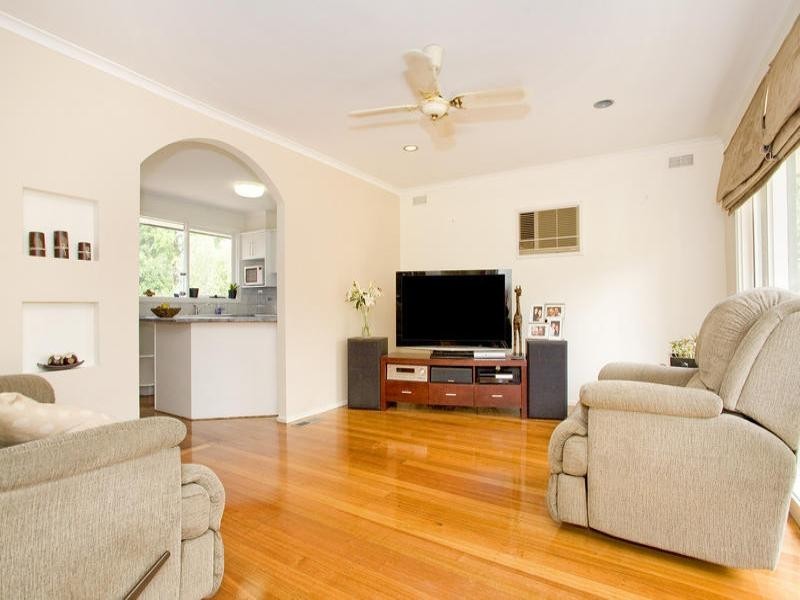 24 Sheeran Crescent, Lara VIC 3212