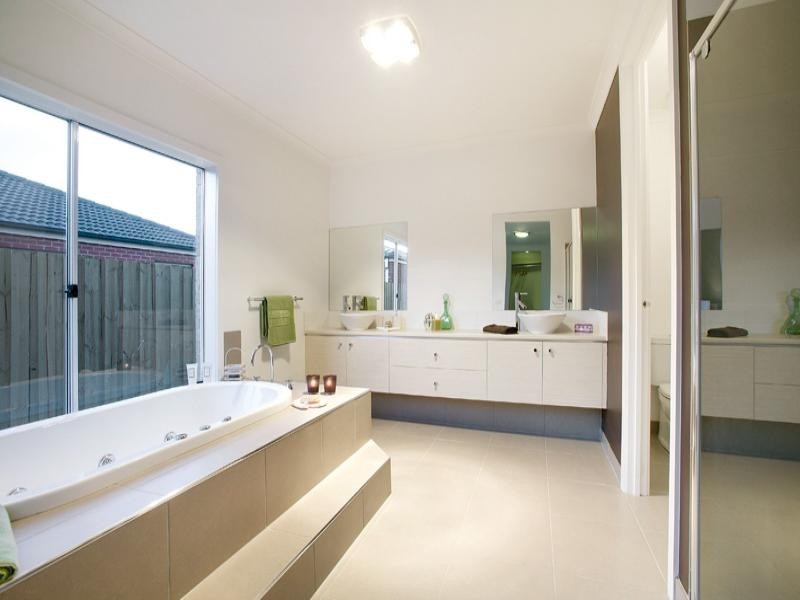 67 Iron Bark Street, Waurn Ponds VIC 3216