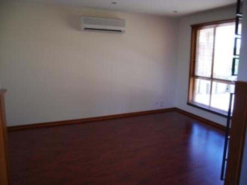 2/174 Purnell Road, Corio VIC 3214