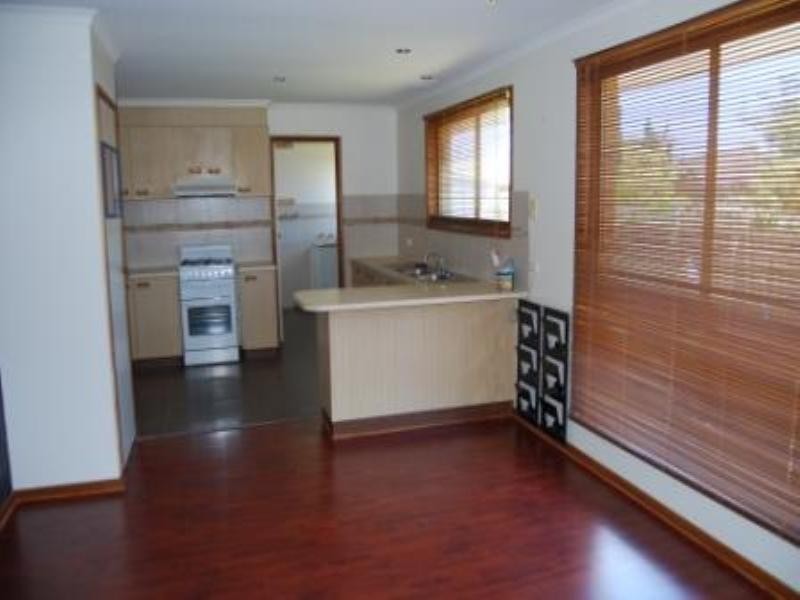 2/174 Purnell Road, Corio VIC 3214