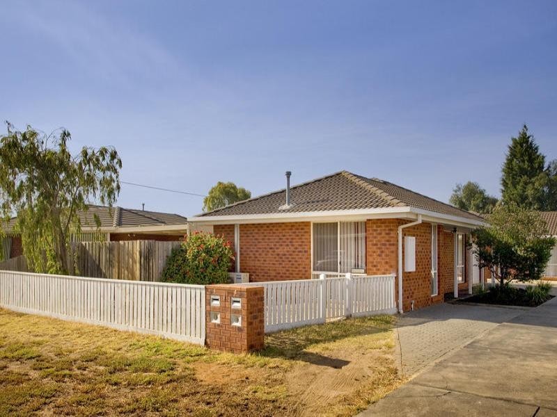 1/11 Conole Court, Lara VIC 3212