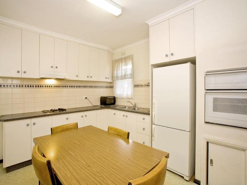 20 Station Lake Road, Lara VIC 3212