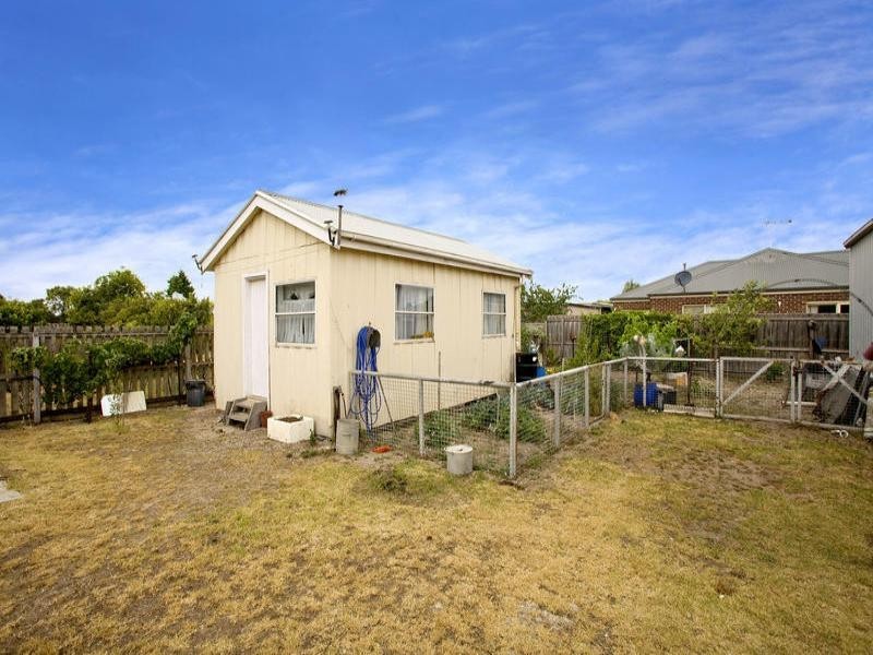 20 Station Lake Road, Lara VIC 3212