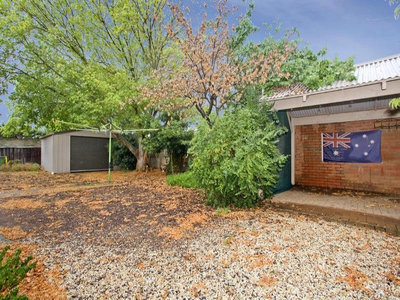 2 Lorikeet Lane, Lara VIC 3212