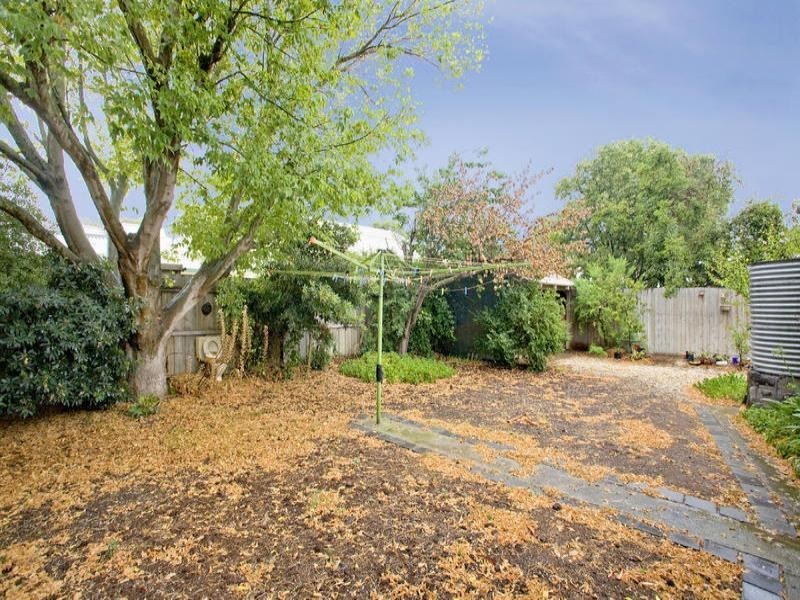 2 Lorikeet Lane, Lara VIC 3212