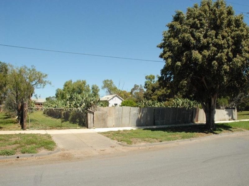 49 Sea Breeze Parade, North Shore VIC 3214