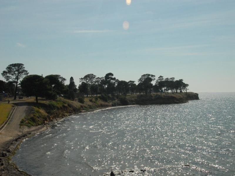 49 Sea Breeze Parade, North Shore VIC 3214