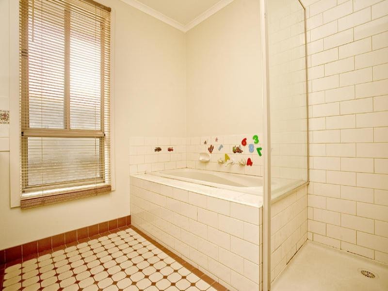 23 Kantara Crescent, Lara VIC 3212