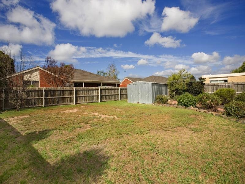 23 Kantara Crescent, Lara VIC 3212