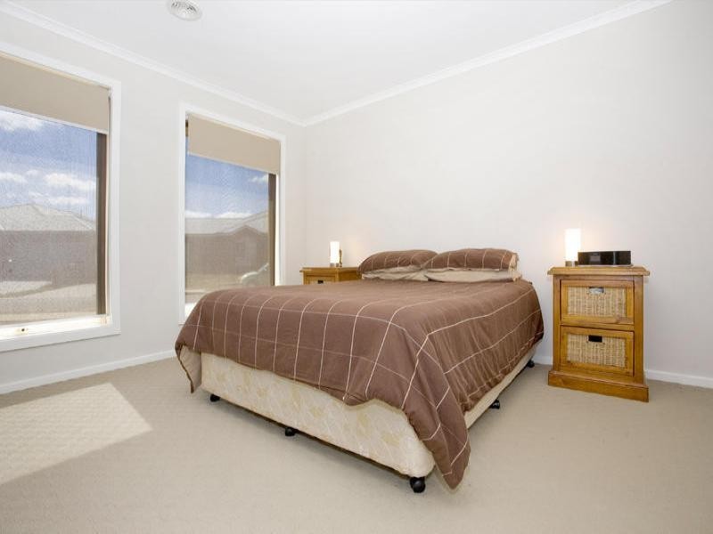 11 Wheat Court, Lara VIC 3212